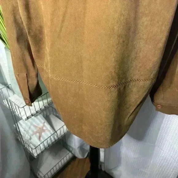 Bechamel Women’s Large Brown Suede Like Western Long Sleeve Button Up Top - Picture 7 of 10
